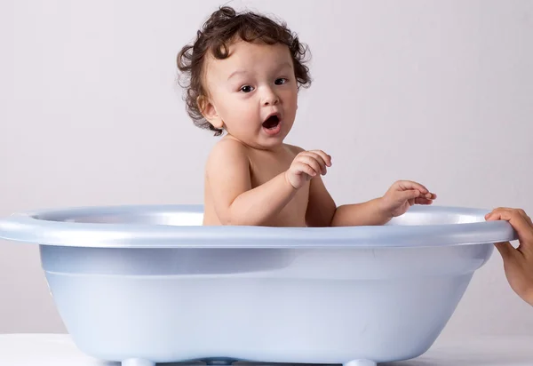 목욕 아기. — 스톡 사진
