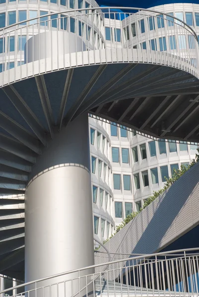 Лестницы как архитектурный элемент — стоковое фото