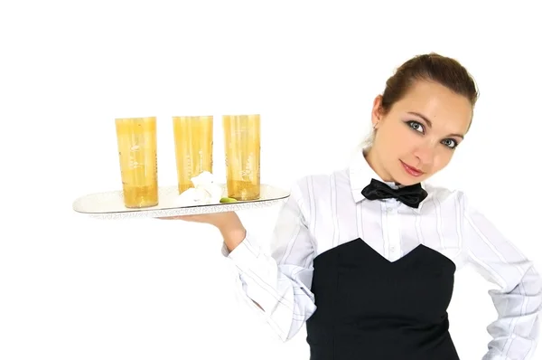 Офіціантка в уніформі і краватка тримає лоток з ізольованим на білому — стокове фото