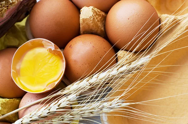Eggs and wheat — Stock Photo, Image