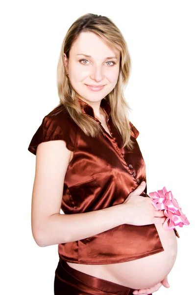 Mulher muito grávida com fita rosa — Fotografia de Stock