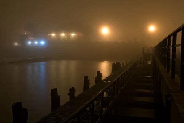 Туманная набережная города Сочи (Адлер) ) — стоковое фото