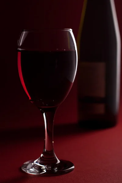 Vinho e garrafa — Fotografia de Stock