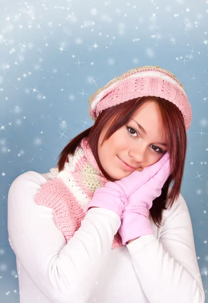 Mooie winter meisje — Stockfoto