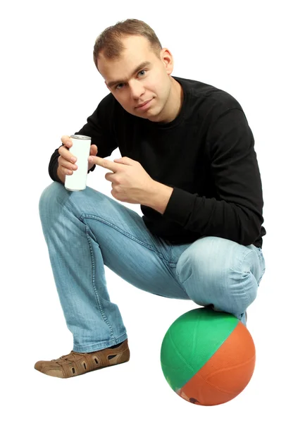 sporcu işaret parmağını soda kutular