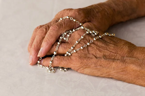 Rosary hands — Stock Photo, Image