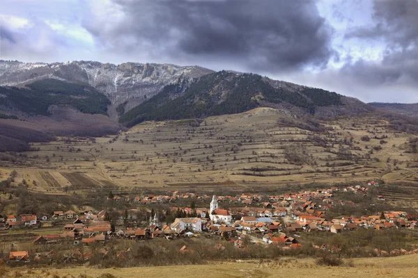 หมู่บ้านภูเขา — ภาพถ่ายสต็อก