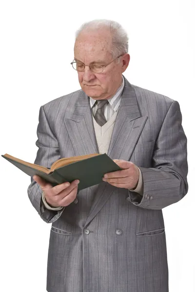 Äldre man läser — Stockfoto