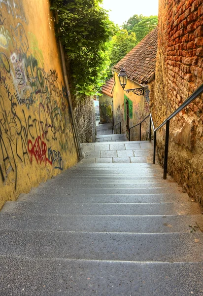 Alley in Zagreb — Stockfoto