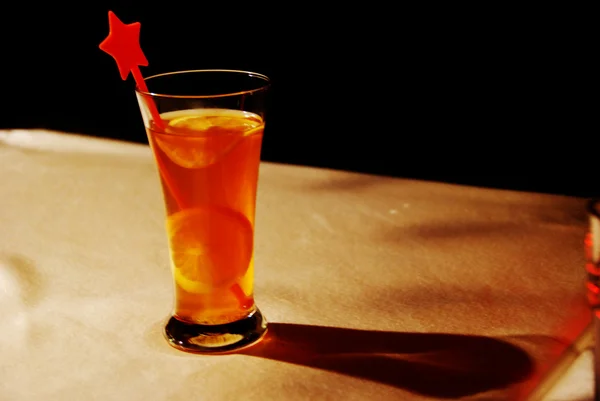 Ένα ποτήρι χυμό πορτοκάλι — Φωτογραφία Αρχείου