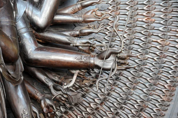 Tysiące rąk posąg guanyin — Zdjęcie stockowe