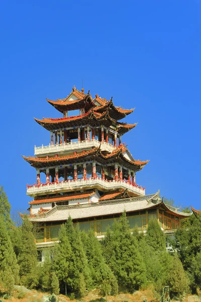 中国寺院パビリオンと空 ストック画像