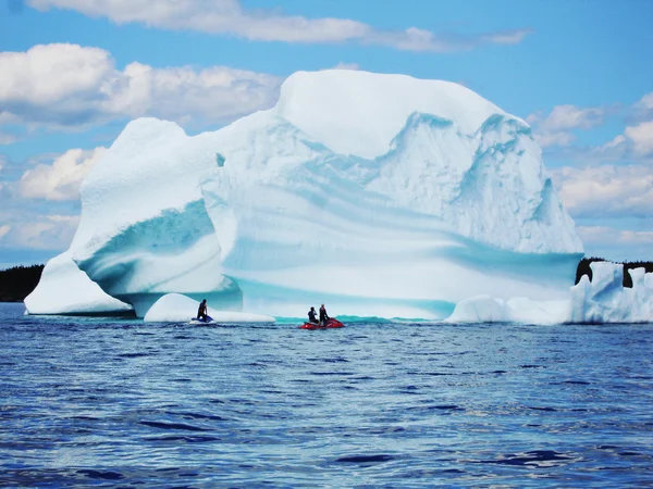 L'iceberg dans l'océan Atlantique — Photo