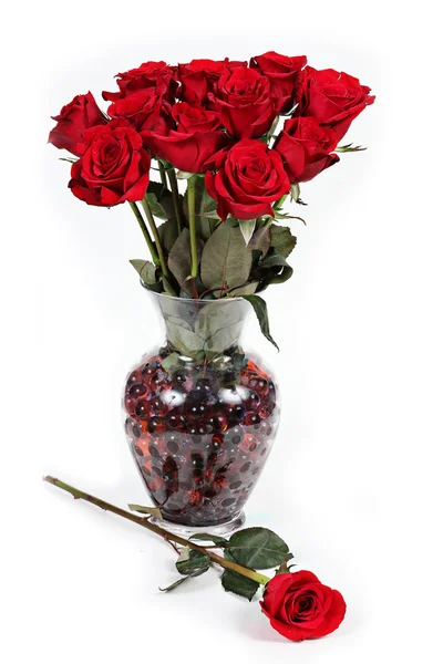 Vase de roses rouges pour la Saint Valentin — Photo