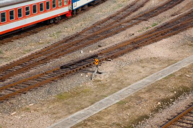 oturum kapısı tren yolu ve tren