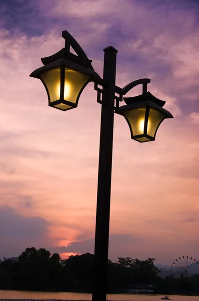 Lampione stradale — Foto Stock