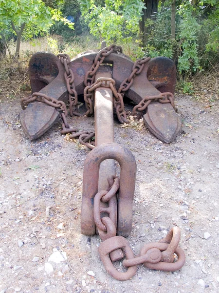 Old rusty anchor — Stock Photo, Image