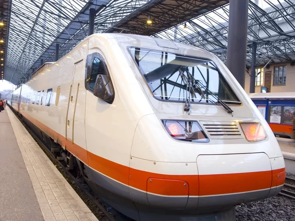 yolcu treni