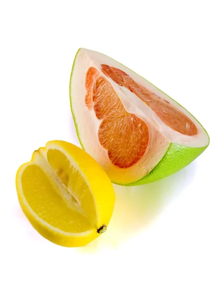 Limone und Pummelo — Stockfoto