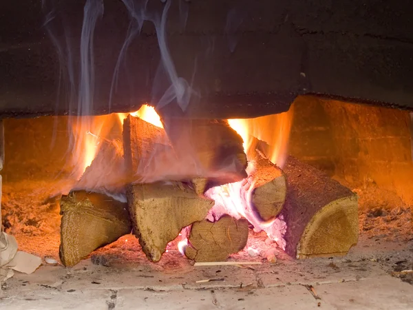 Fire wood burn in the furnace — Stock Photo, Image