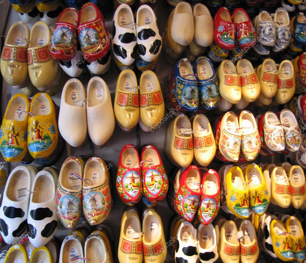 motif Performance Marine Holland wooden shoes Stock Photo by ©mdiankova 1875004