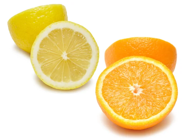 레몬과 오렌지의 조각 — 스톡 사진