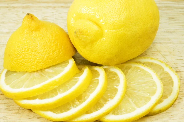 Limon kesilmiş — Stok fotoğraf