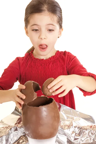 Niño con huevo de chocolate —  Fotos de Stock