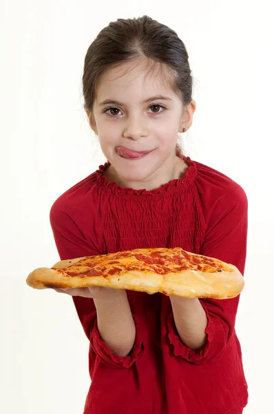 Dziecko szuka pizzy — Zdjęcie stockowe