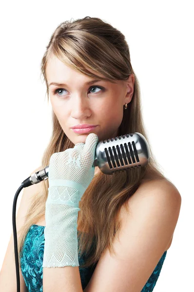 Menina bonita segurando microfone retro — Fotografia de Stock