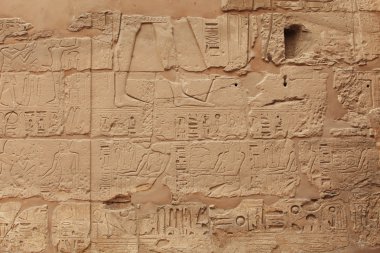 hiyeroglif duvar