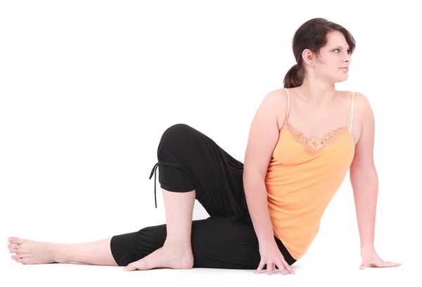 Ung kvinna gör stretching — Stockfoto