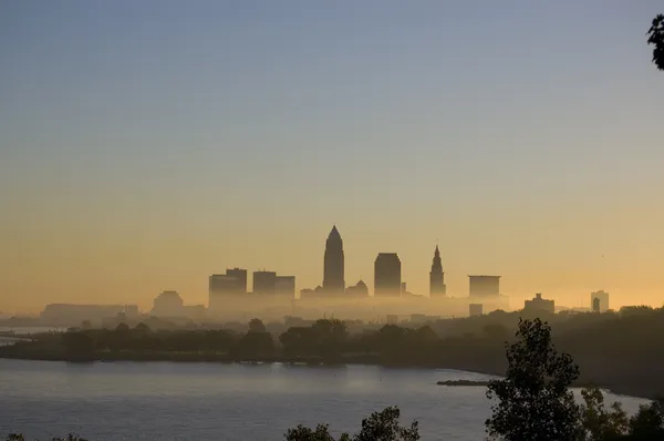 Cleveland ochtend mist — Stockfoto