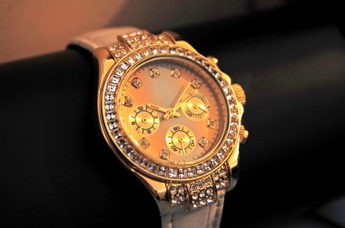 Gold watch clipart