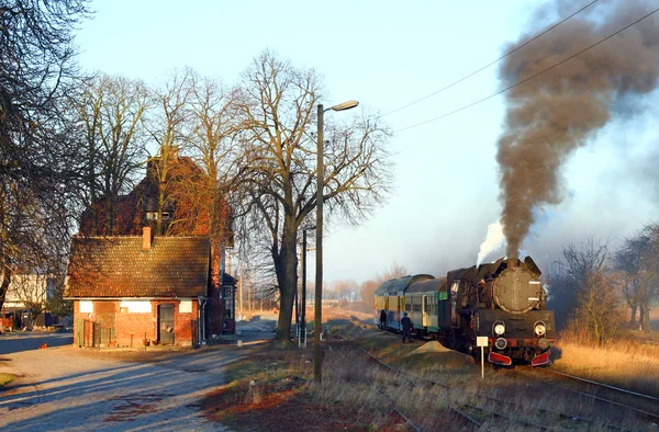 Velho trem a vapor retro — Fotografia de Stock