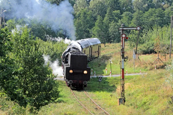 레트로 증기 기관차 — 스톡 사진