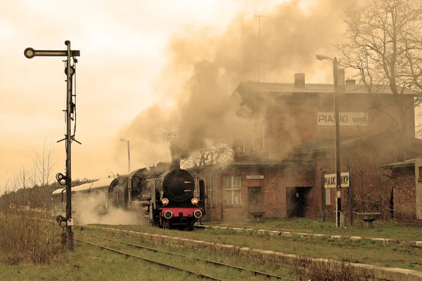 옛 역 증기 기관차 — 스톡 사진