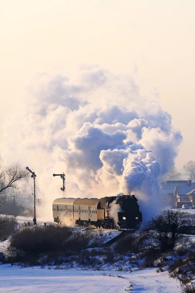 Eski bir buhar treni. — Stok fotoğraf