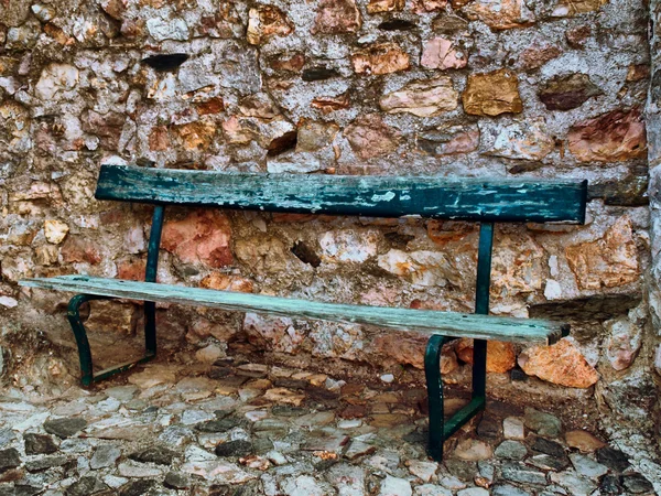 Stare ławki — Zdjęcie stockowe