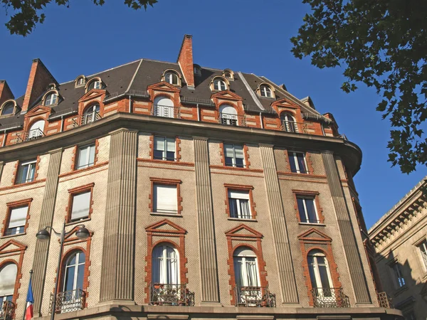 París - antiguo edificio — Foto de Stock