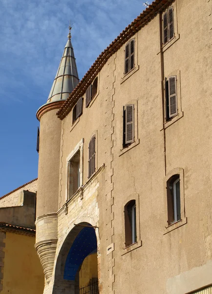 Provence tower house — Stok fotoğraf