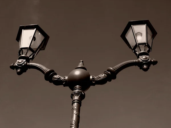 Miasto lampy uliczne — Zdjęcie stockowe