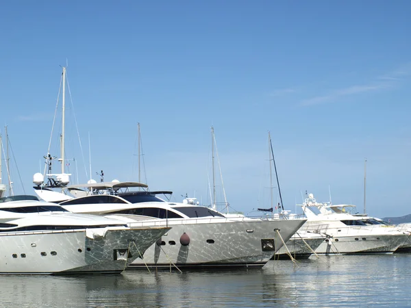 Yachts sur la Côte d'Azur — Photo