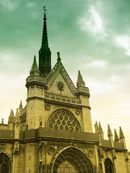 Iglesia de Saint Laurent en París — Foto de Stock