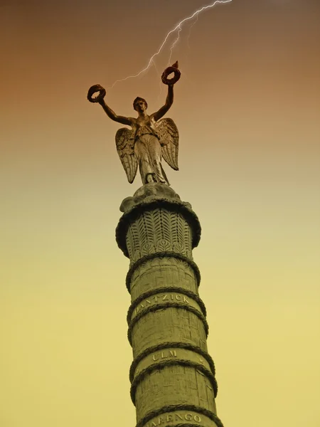 パリで戦勝記念塔 — ストック写真