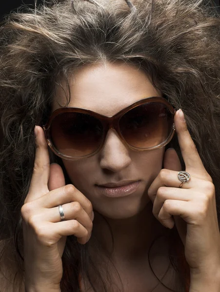 Mulher de óculos de sol — Fotografia de Stock