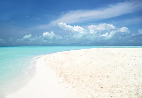 Piękna plaża w Morze Karaibskie — Zdjęcie stockowe