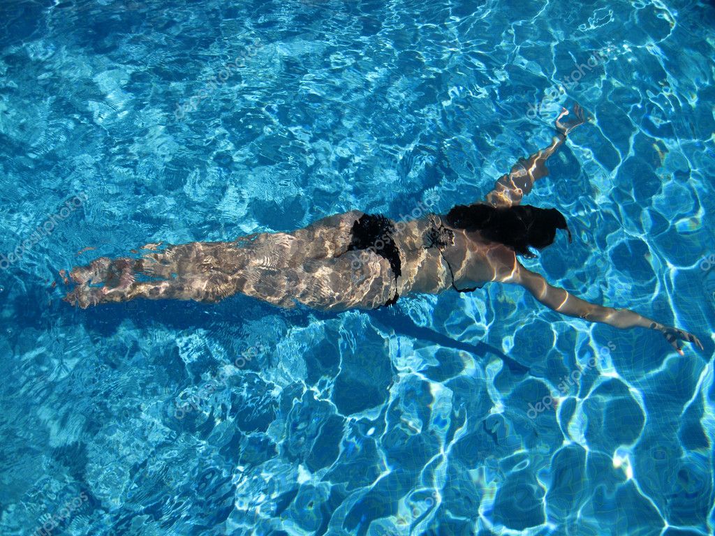Girl Synchronised Swimming Underwater Legs Out Stock Image 