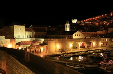 Dubrovnik - port, Hırvatistan-geceleri