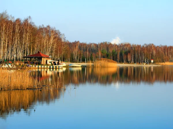 Herbstliche Seenspiegelungen — Stockfoto